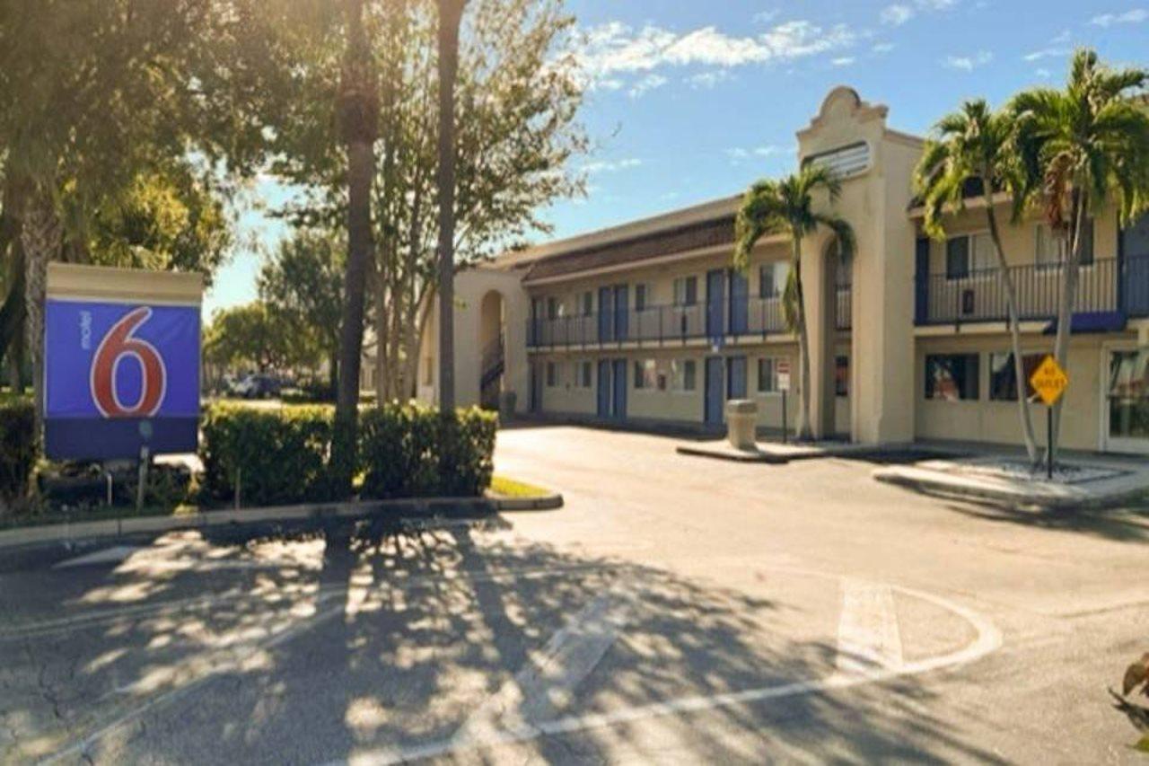 Motel 6 Riviera Beach Fl Exteriér fotografie